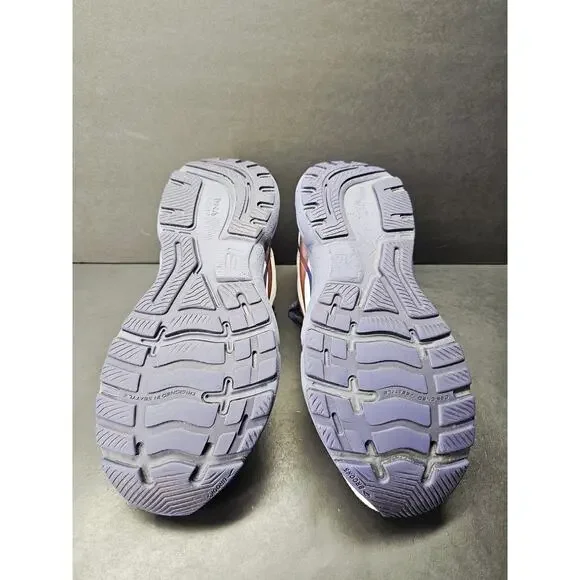 Brooks Women 9 Comfy footwear - Picture 7 of 9